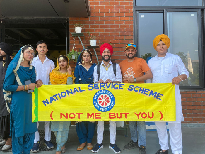 ਯੁਵਕ ਸੇਵਾਵਾਂ ਵਿਭਾਗ ਪੰਜਾਬ ਵਲੋਂ ਯੂਥ ਐਕਸਚੇਂਜ ਪ੍ਰੋਗਰਾਮ ਤਹਿਤ ਪਾਰੁਲ ਯੂਨੀਵਰਸਿਟੀ ਵਡੋਦਰਾ ਗੁਜਰਾਤ ਵਿਖੇ 7 ਰੋਜਾ ਕੈਂਪ ਲਗਾਇਆ ਗਿਆ